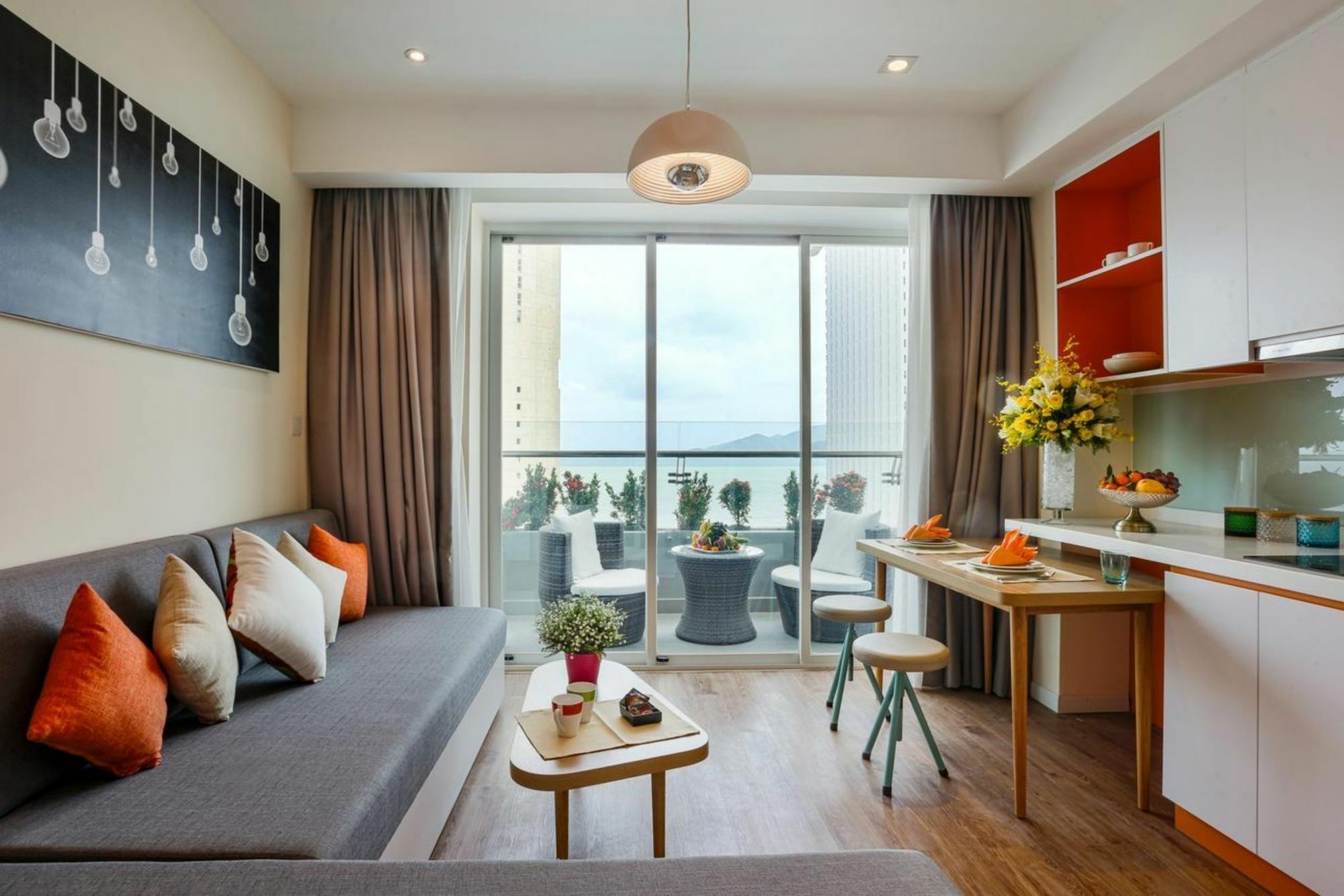 Parama Apartments Balcony Beachfront Nha Trang Dış mekan fotoğraf